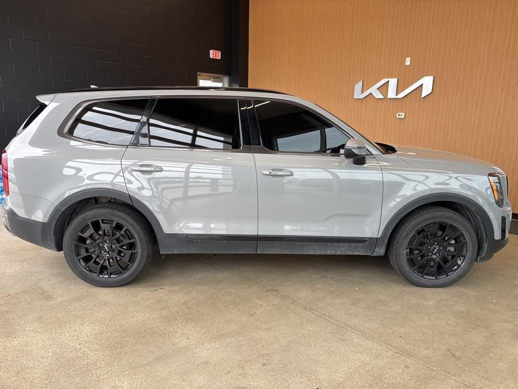 used 2022 Kia Telluride car, priced at $34,160