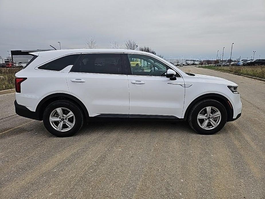 used 2023 Kia Sorento car, priced at $25,987