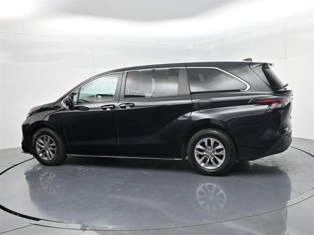 used 2023 Toyota Sienna car, priced at $28,187
