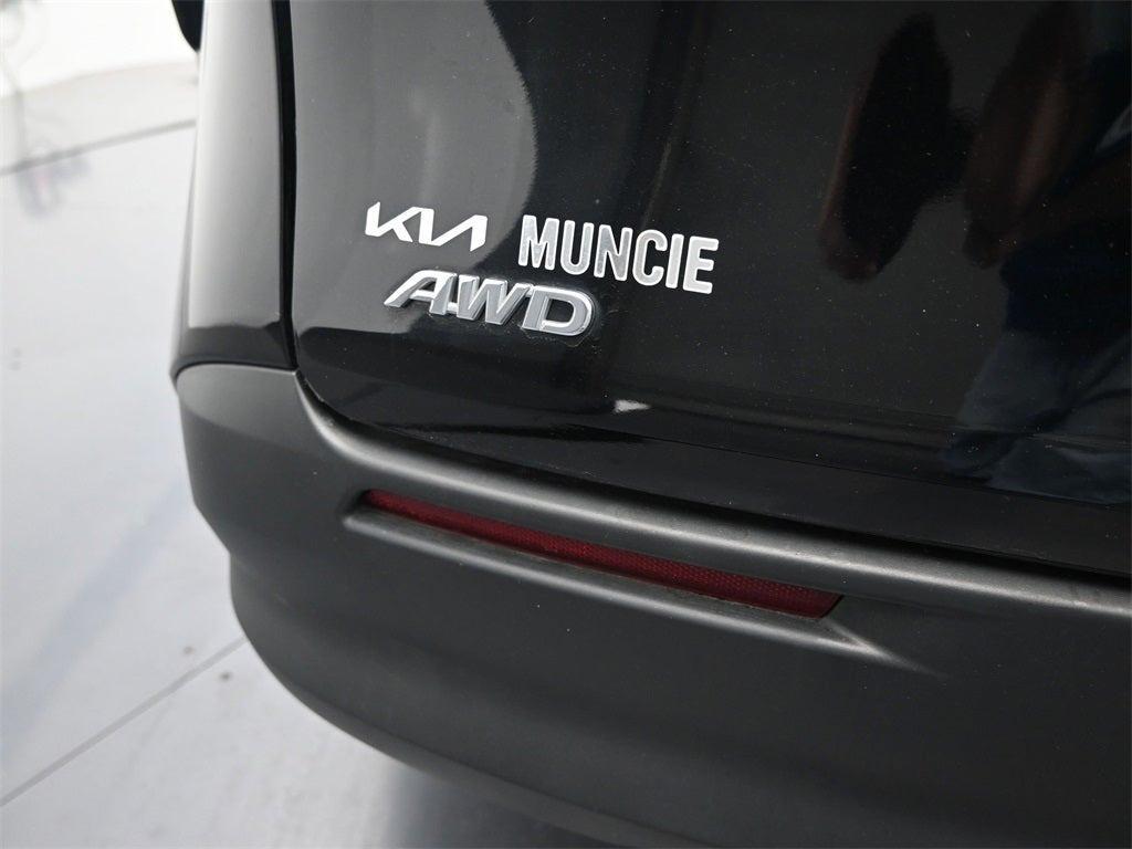 used 2023 Toyota Sienna car, priced at $28,187