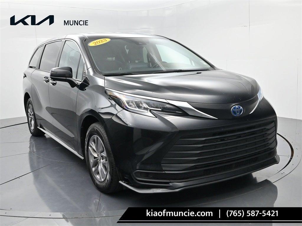 used 2023 Toyota Sienna car, priced at $28,187