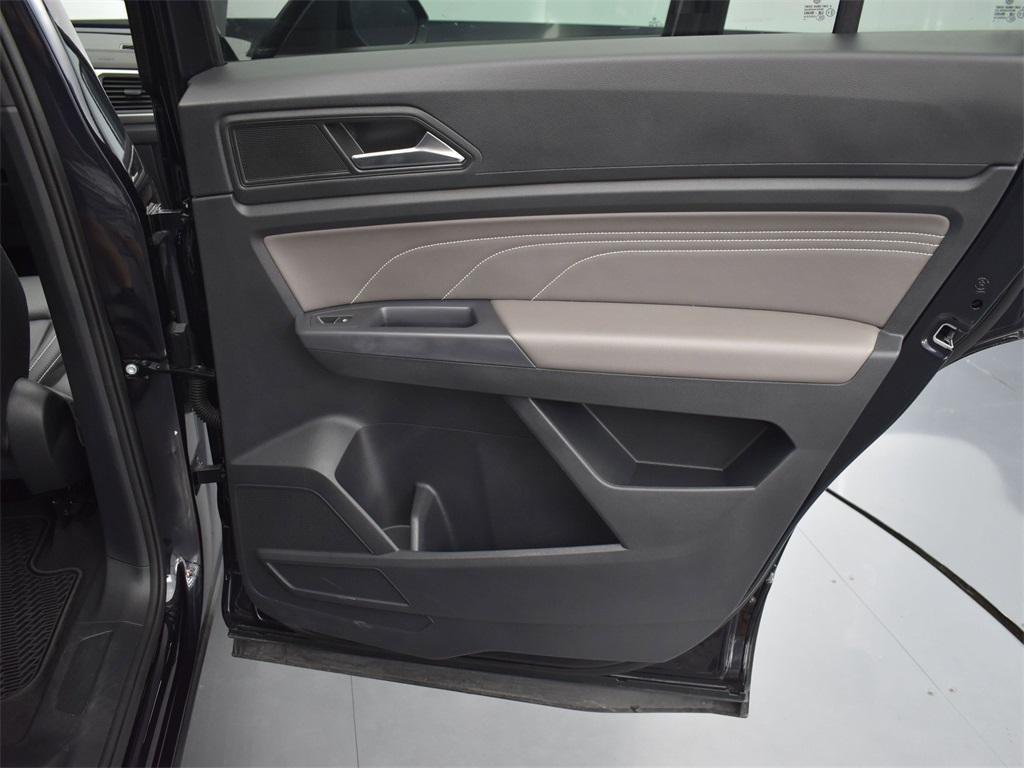 used 2021 Volkswagen Atlas Cross Sport car, priced at $24,611
