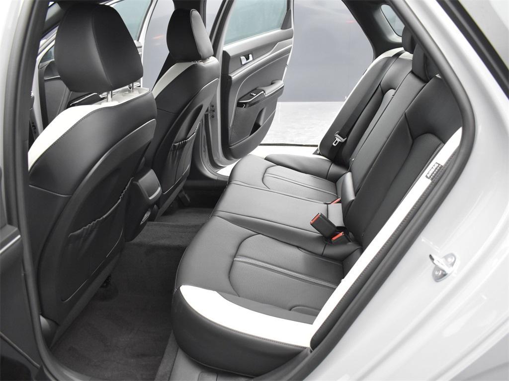 new 2025 Kia K5 car, priced at $28,976