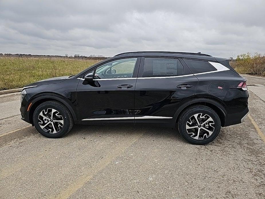 new 2025 Kia Sportage car, priced at $32,598