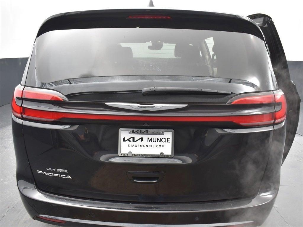 used 2023 Chrysler Pacifica car, priced at $25,977