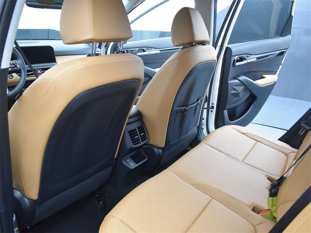 new 2025 Kia Seltos car, priced at $29,404