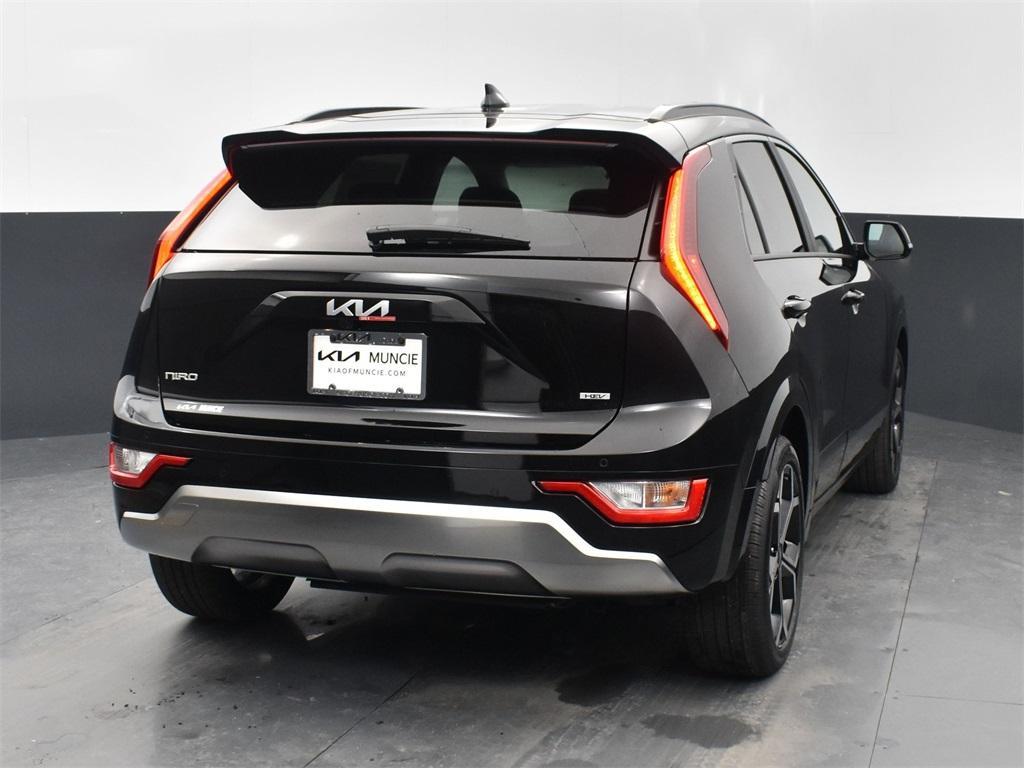 new 2025 Kia Niro car, priced at $31,628