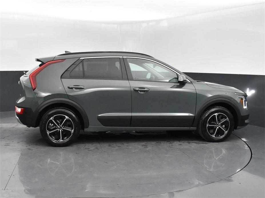 new 2025 Kia Niro car, priced at $31,009