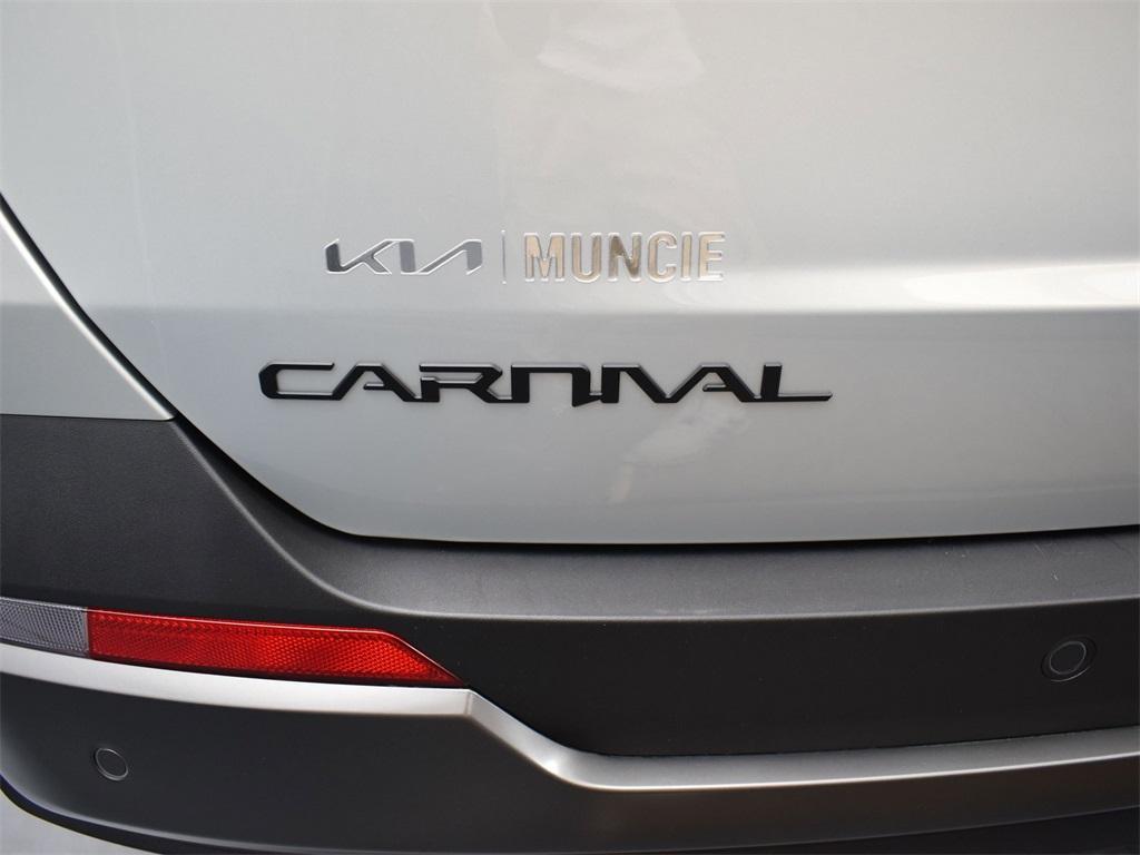 new 2025 Kia Carnival car, priced at $46,093