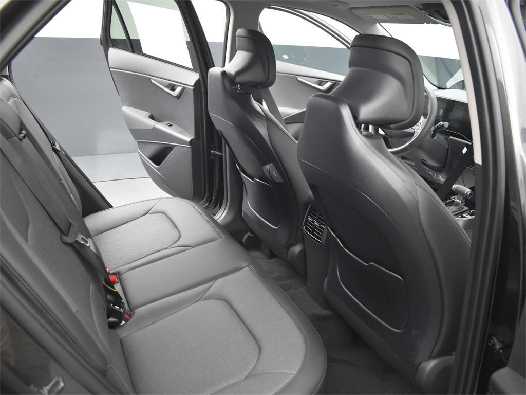new 2025 Kia Niro car, priced at $32,335