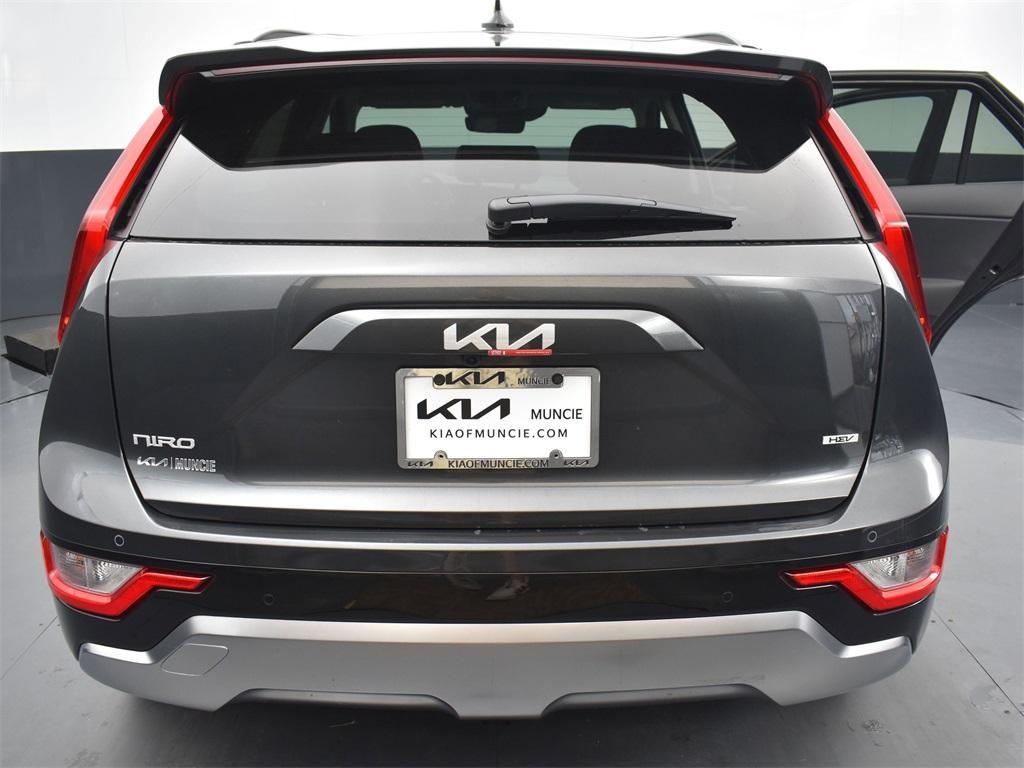 new 2025 Kia Niro car, priced at $32,335