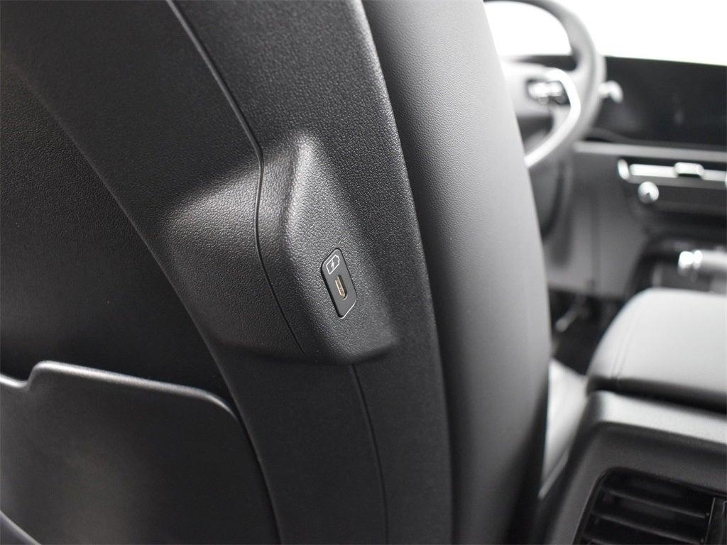 new 2025 Kia Niro car, priced at $31,835