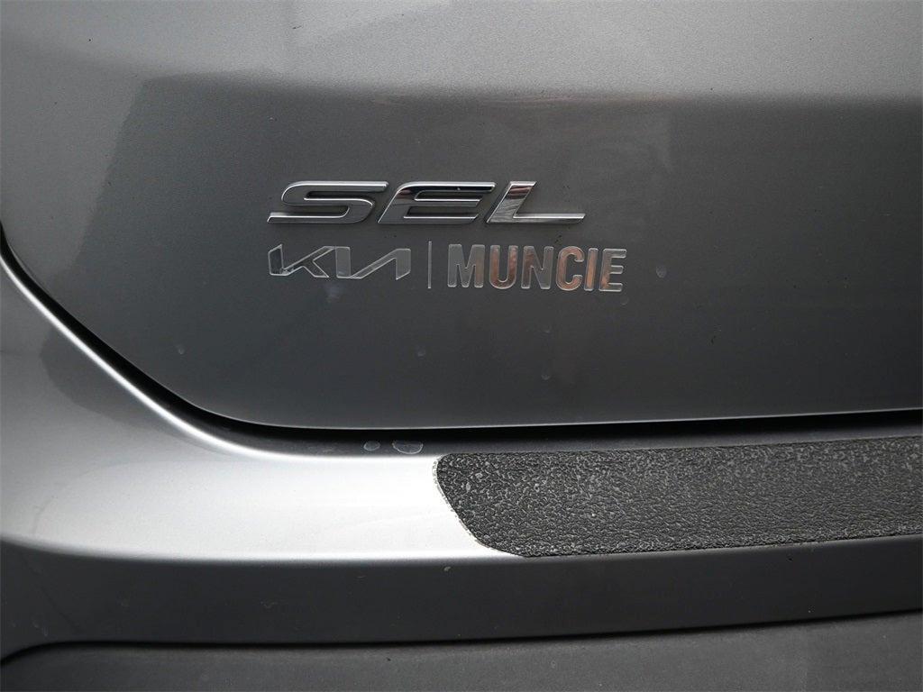 used 2021 Ford Edge car, priced at $22,385