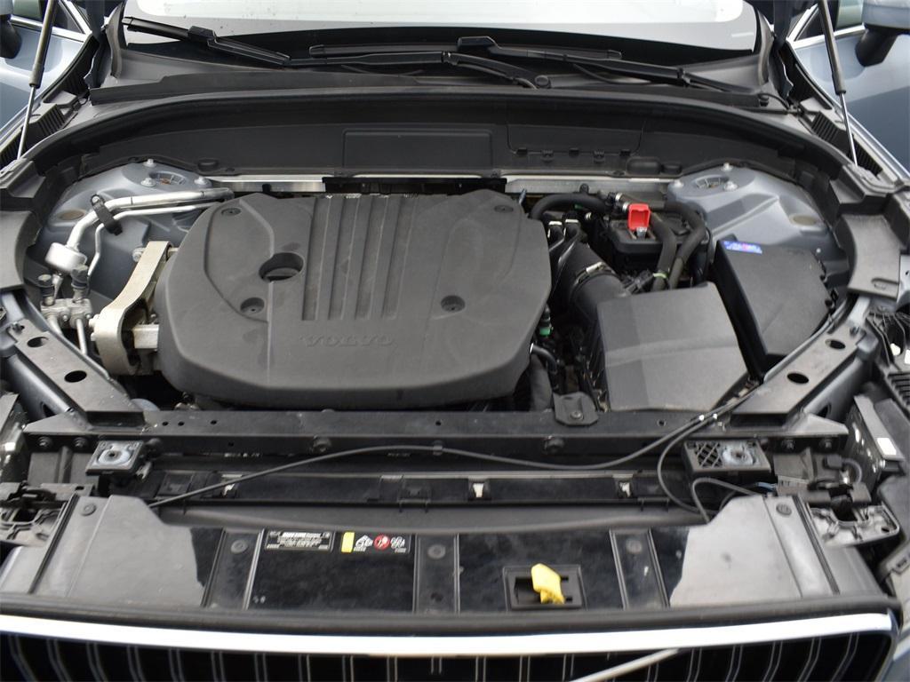 used 2023 Volvo XC60 car, priced at $34,453