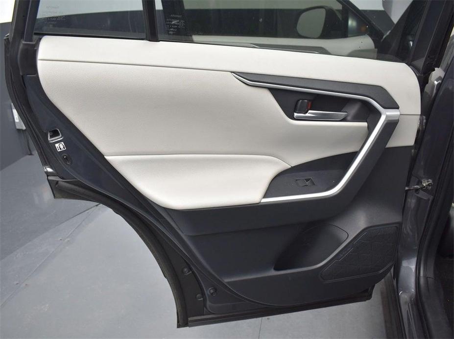 used 2019 Toyota RAV4 car, priced at $25,487