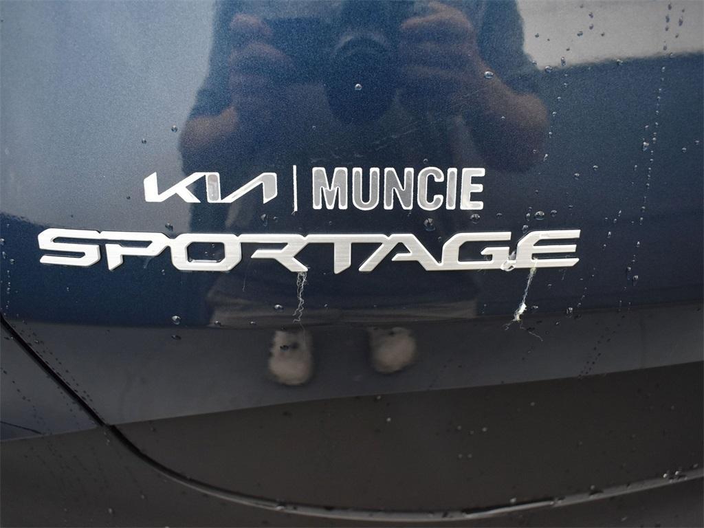 new 2025 Kia Sportage Hybrid car, priced at $33,780