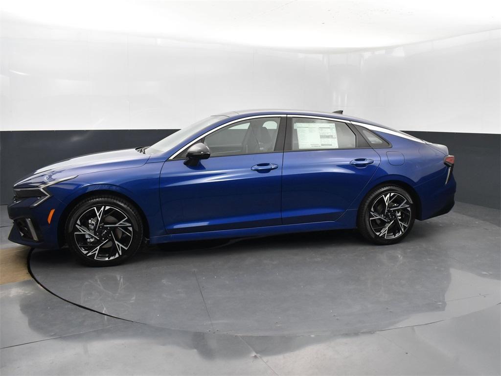 new 2025 Kia K5 car, priced at $30,912