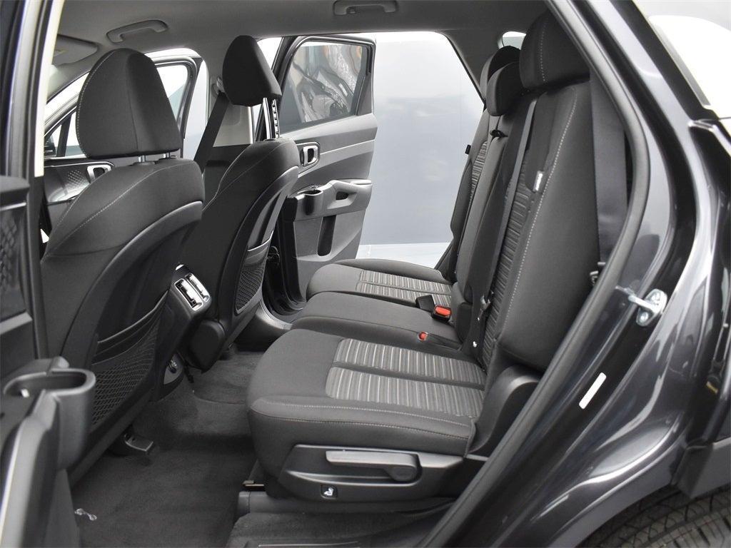 used 2025 Kia Sorento car, priced at $30,487
