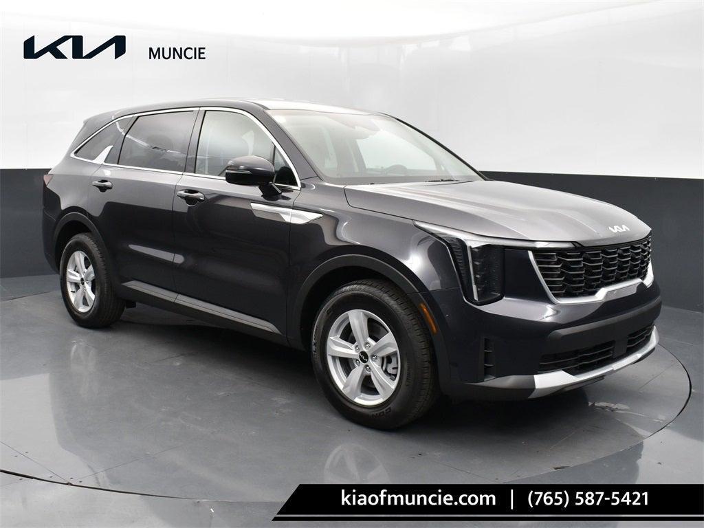 used 2025 Kia Sorento car, priced at $30,487