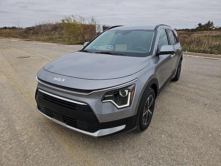 new 2025 Kia Niro car, priced at $30,718