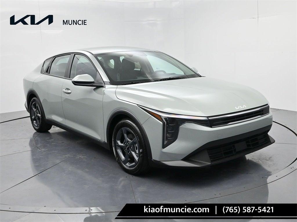 new 2025 Kia K4 car, priced at $22,979