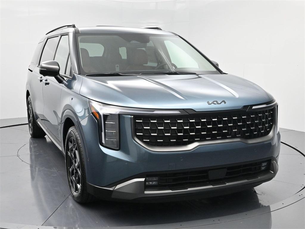 new 2026 Kia Carnival Hybrid car, priced at $52,737