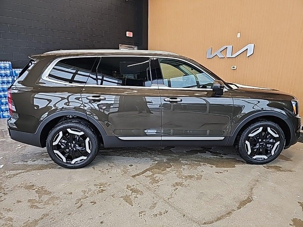 new 2025 Kia Telluride car, priced at $41,232