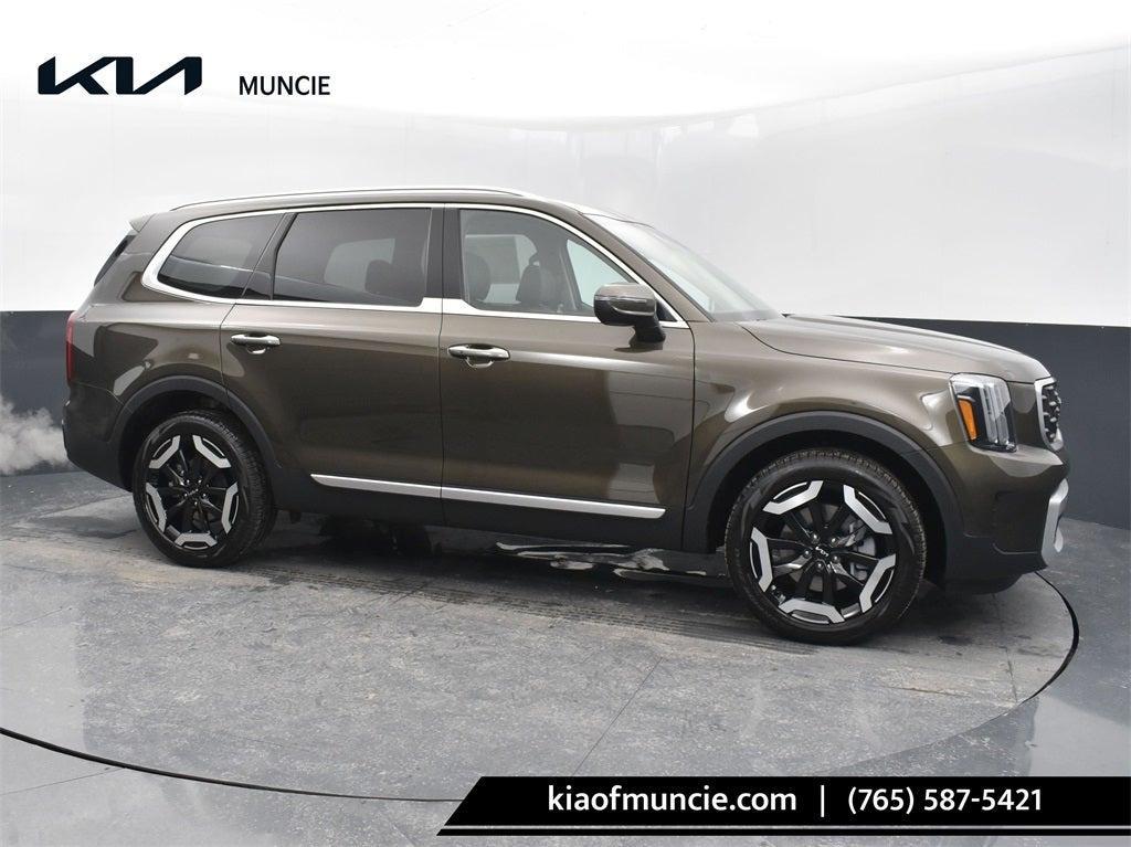 new 2025 Kia Telluride car, priced at $41,732