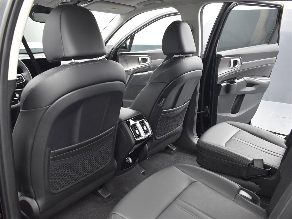 new 2025 Kia Sorento car, priced at $41,145