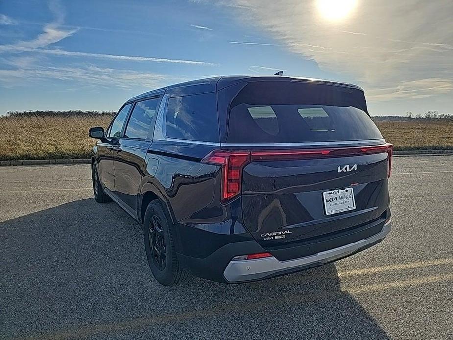 new 2025 Kia Carnival car, priced at $40,535