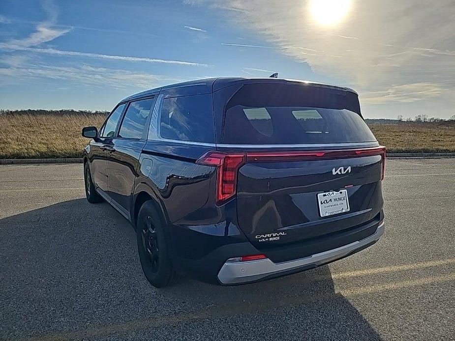 new 2025 Kia Carnival car, priced at $40,535