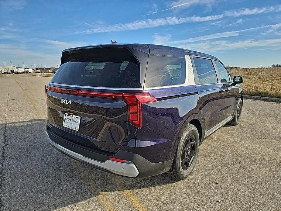 new 2025 Kia Carnival car, priced at $40,535