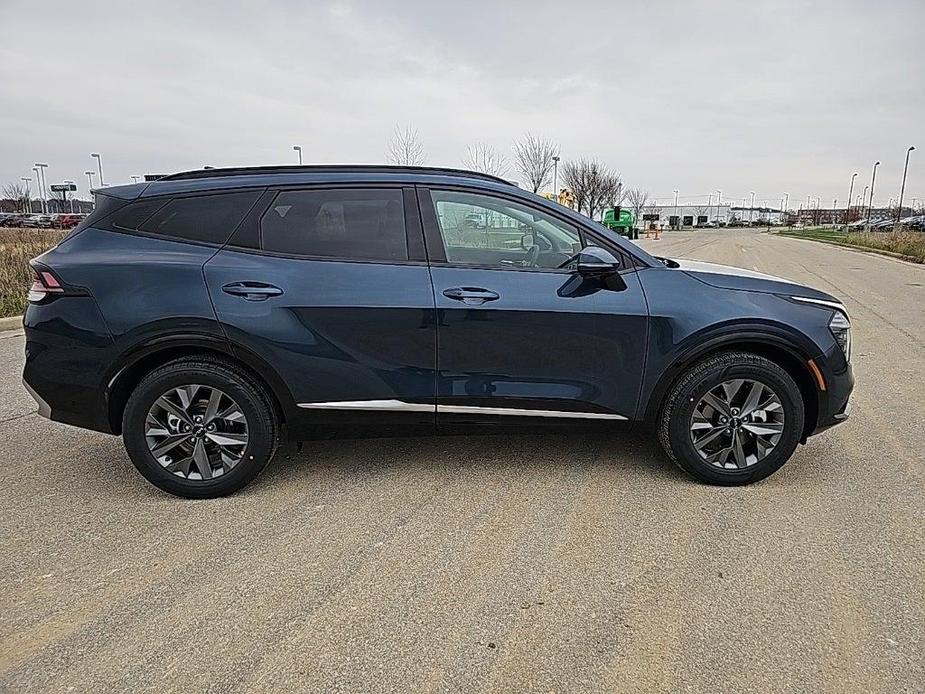 new 2025 Kia Sportage Hybrid car, priced at $39,140