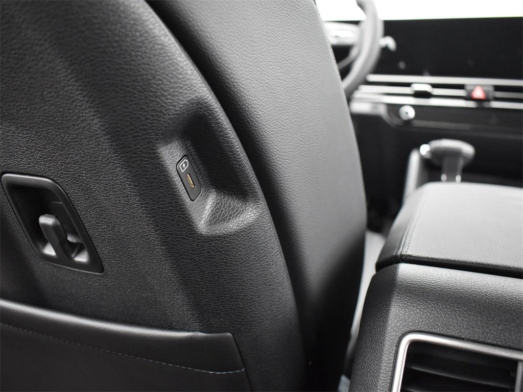new 2026 Kia Sportage car, priced at $33,080