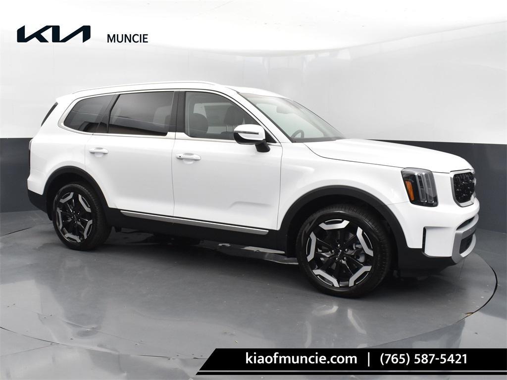new 2025 Kia Telluride car, priced at $42,775