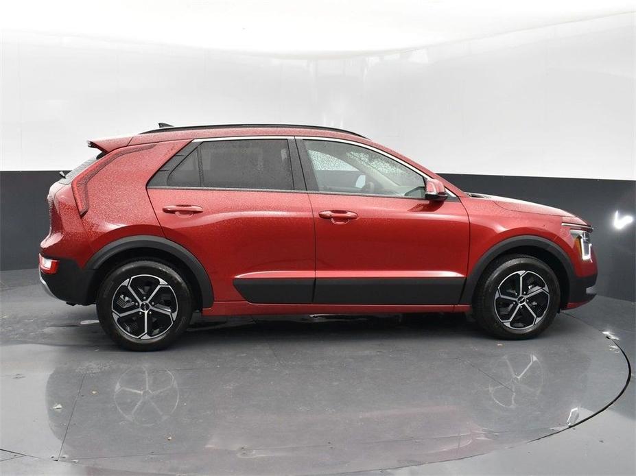 new 2025 Kia Niro car, priced at $31,376