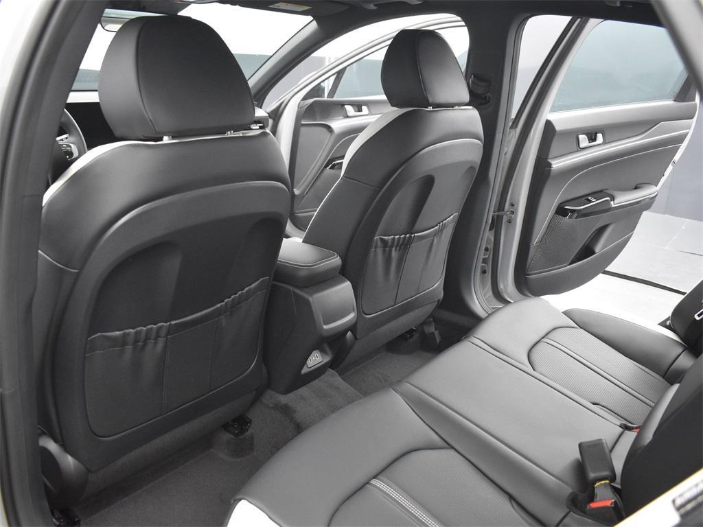 new 2025 Kia K5 car, priced at $29,528