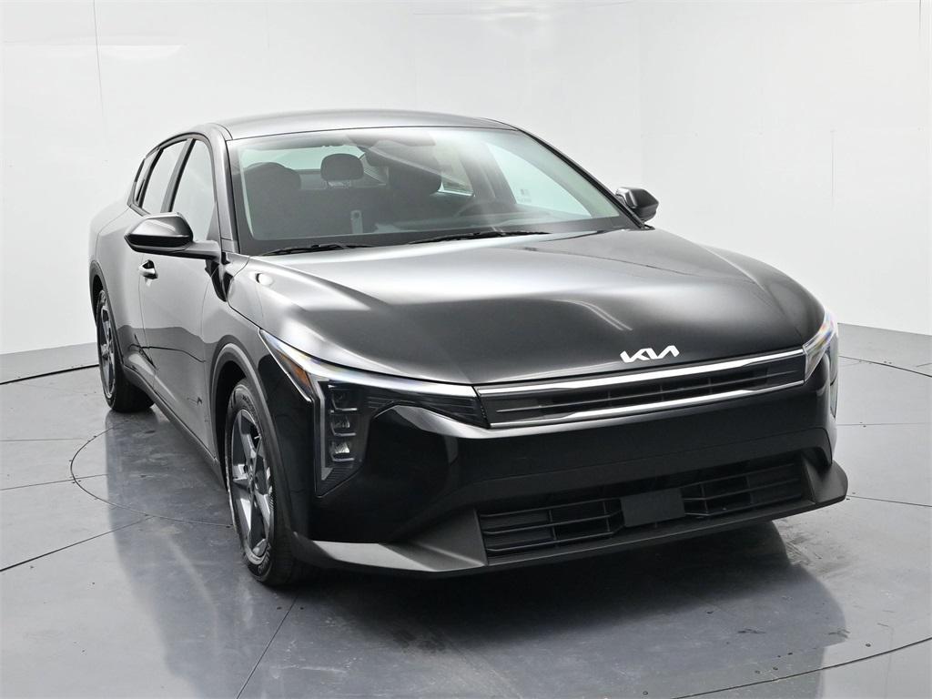 new 2025 Kia K4 car, priced at $23,199