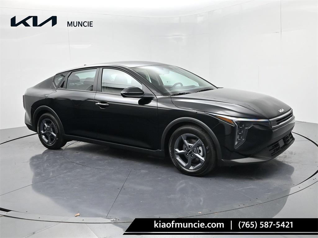 new 2025 Kia K4 car, priced at $23,199