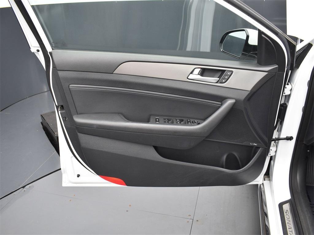 used 2015 Hyundai Sonata car, priced at $13,167