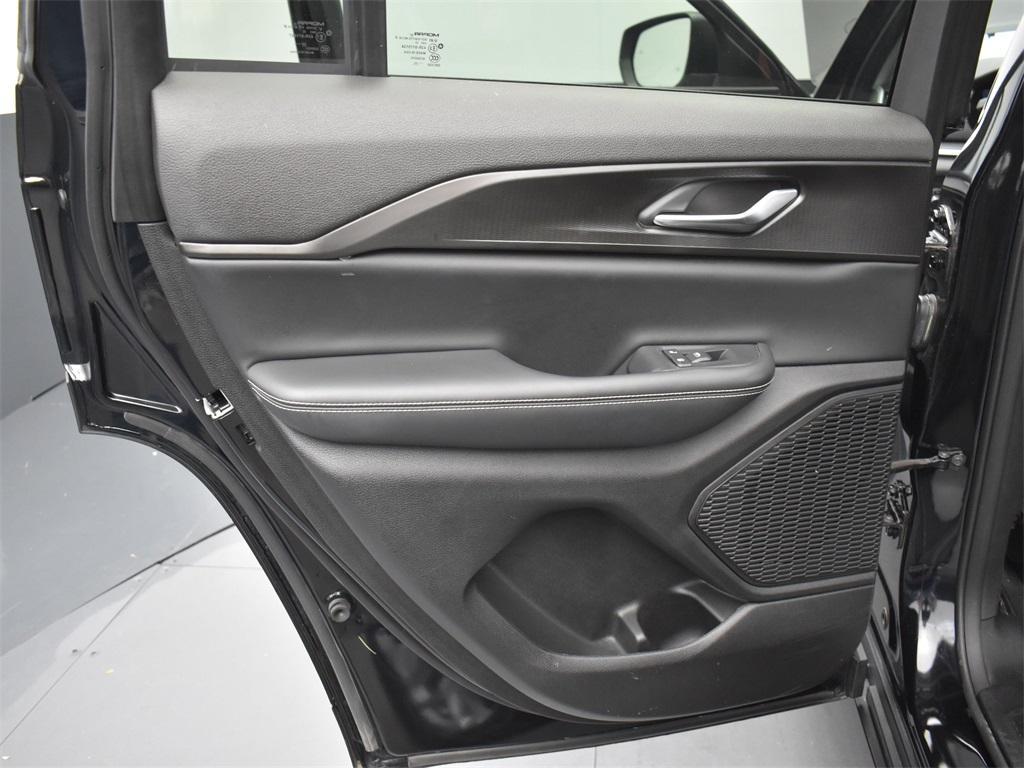 used 2023 Jeep Grand Cherokee car, priced at $31,987