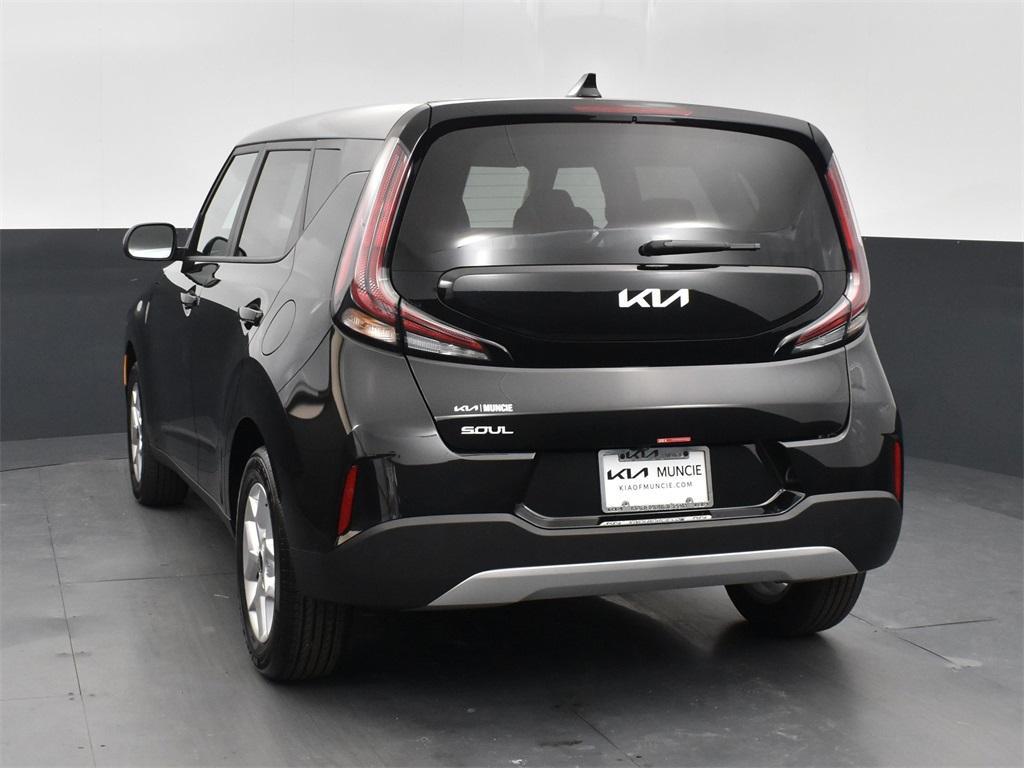 new 2025 Kia Soul car, priced at $21,998