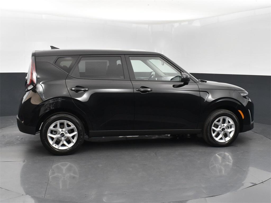 new 2025 Kia Soul car, priced at $21,998
