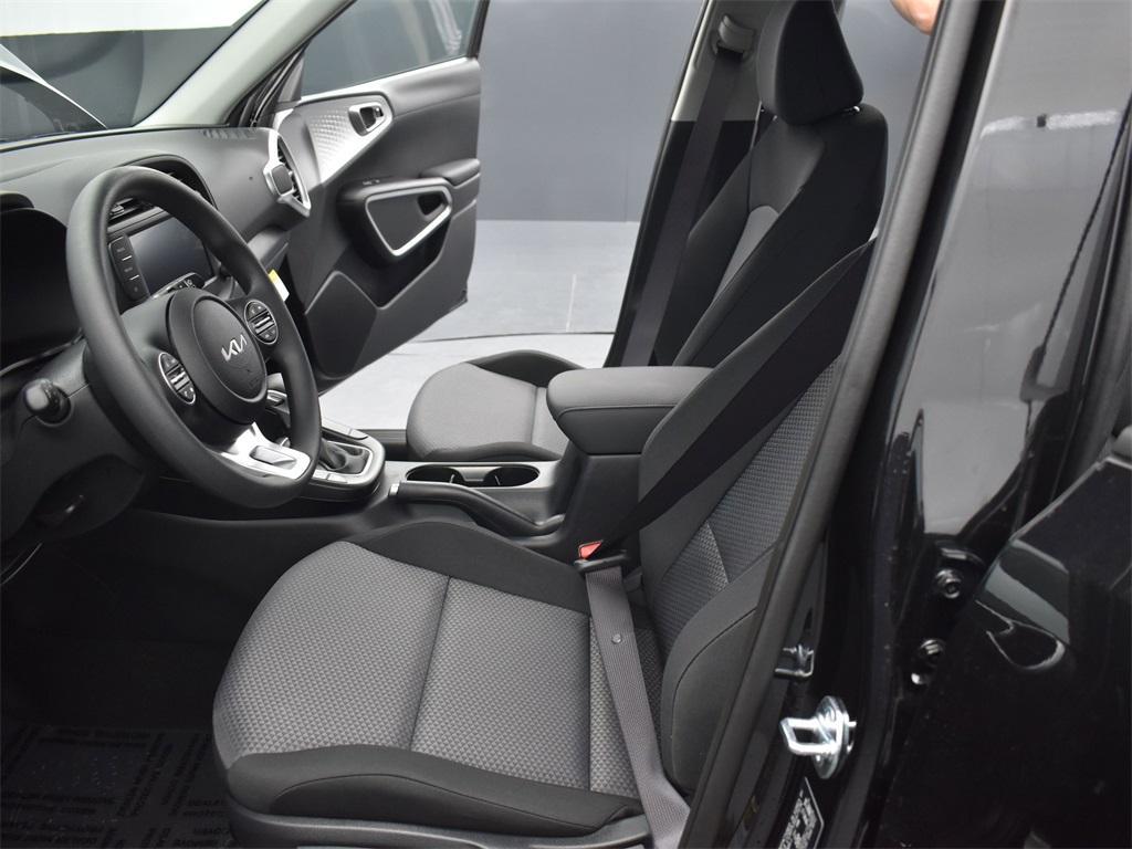 new 2025 Kia Soul car, priced at $21,998