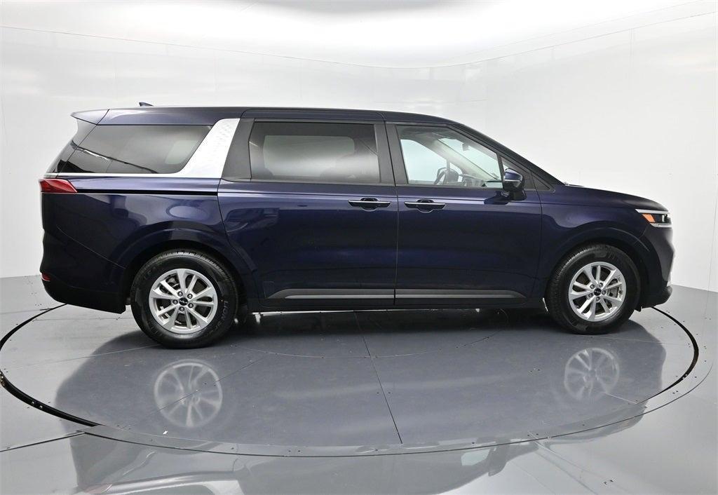 used 2024 Kia Carnival car, priced at $36,334