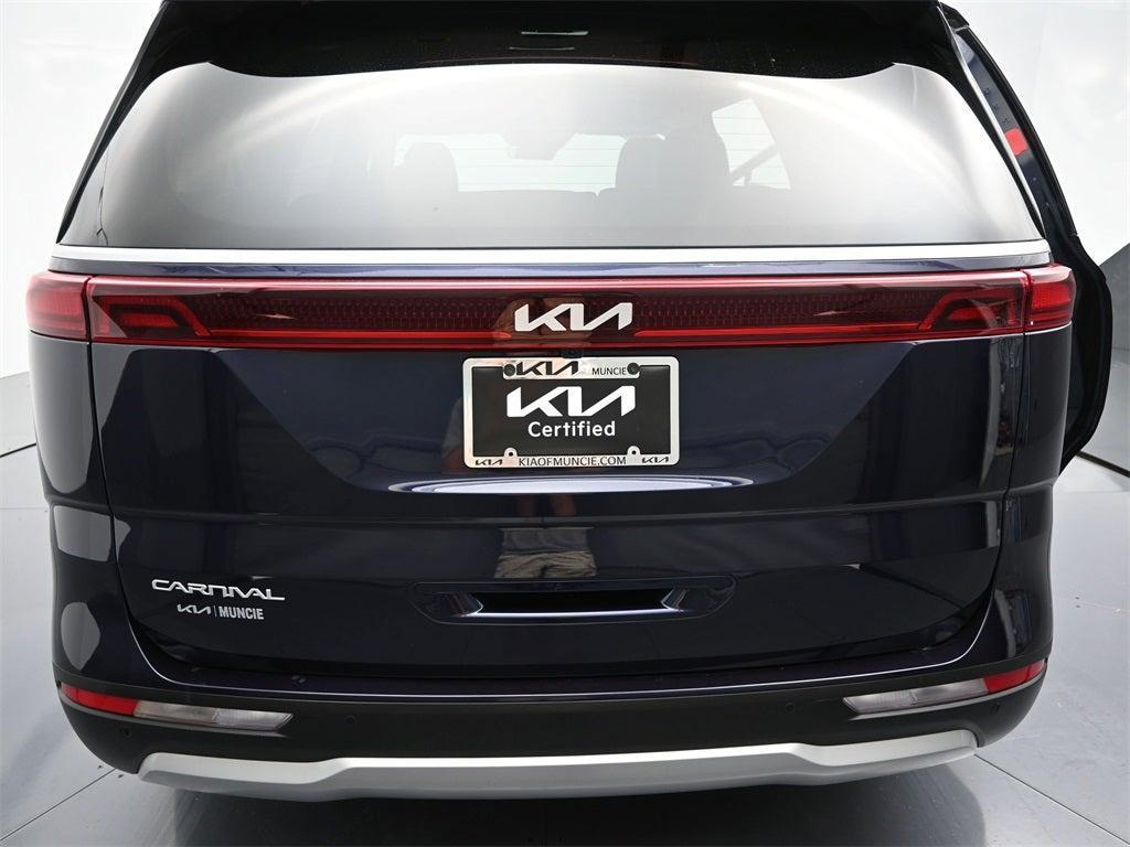 used 2024 Kia Carnival car, priced at $36,334