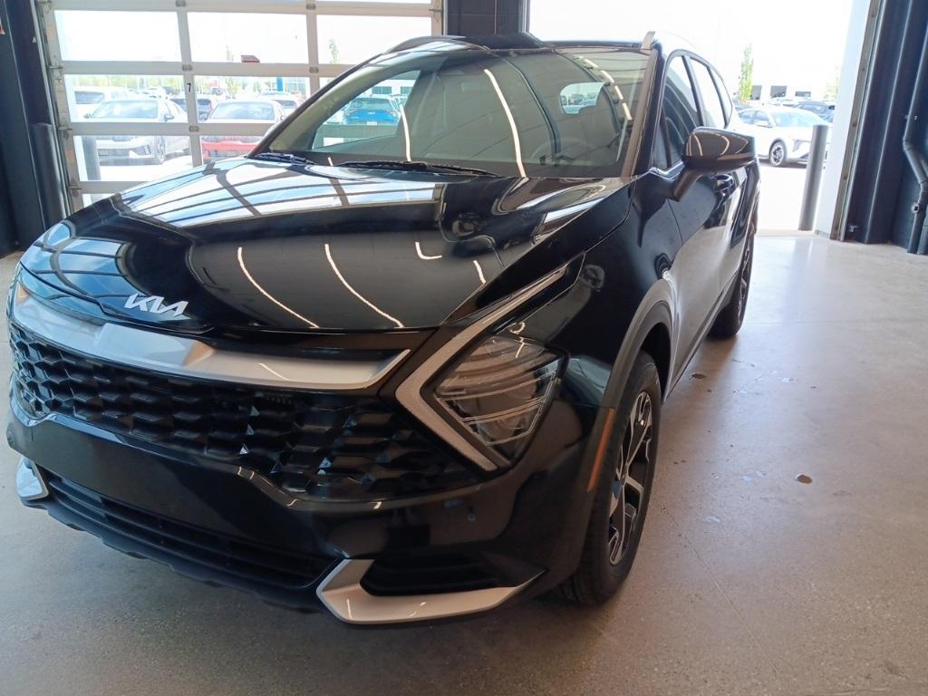 new 2025 Kia Sportage Hybrid car, priced at $33,190