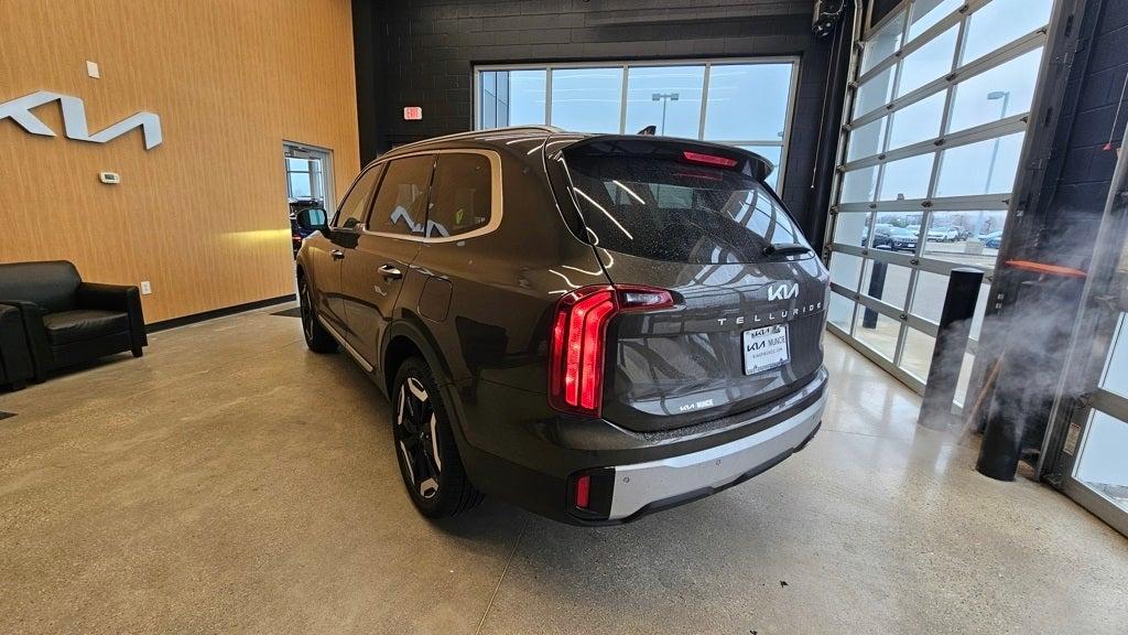 used 2024 Kia Telluride car