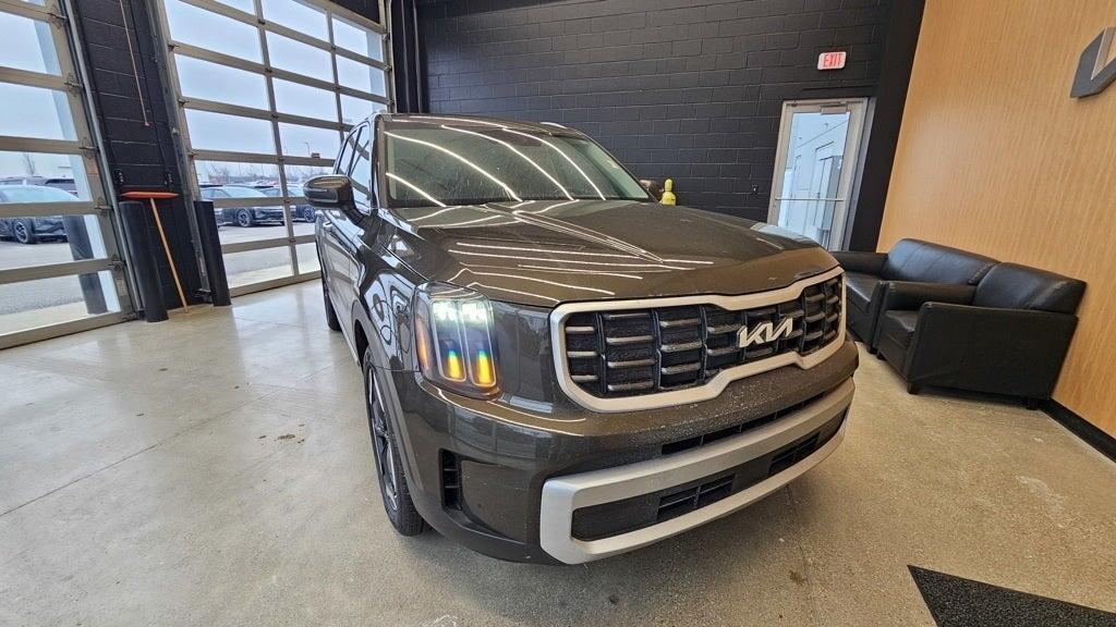 used 2024 Kia Telluride car