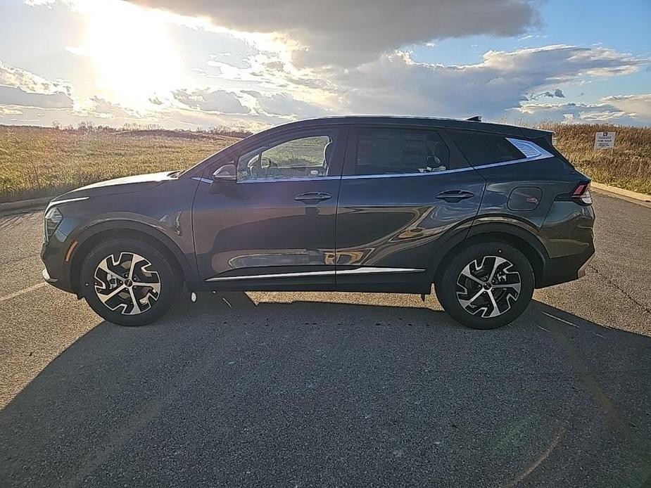 new 2025 Kia Sportage car, priced at $30,091